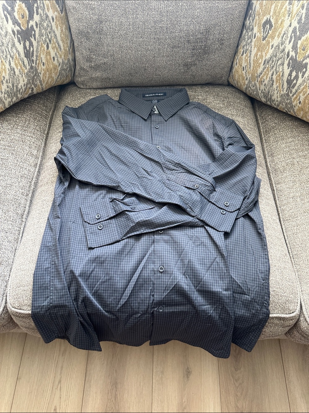 Dockers Men's Black Micro-Check Button-Up Shirt